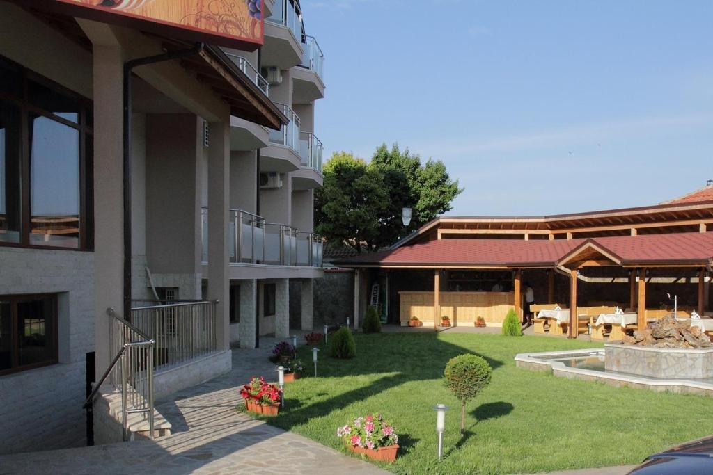 Hotel Akre Kavarna Exterior photo